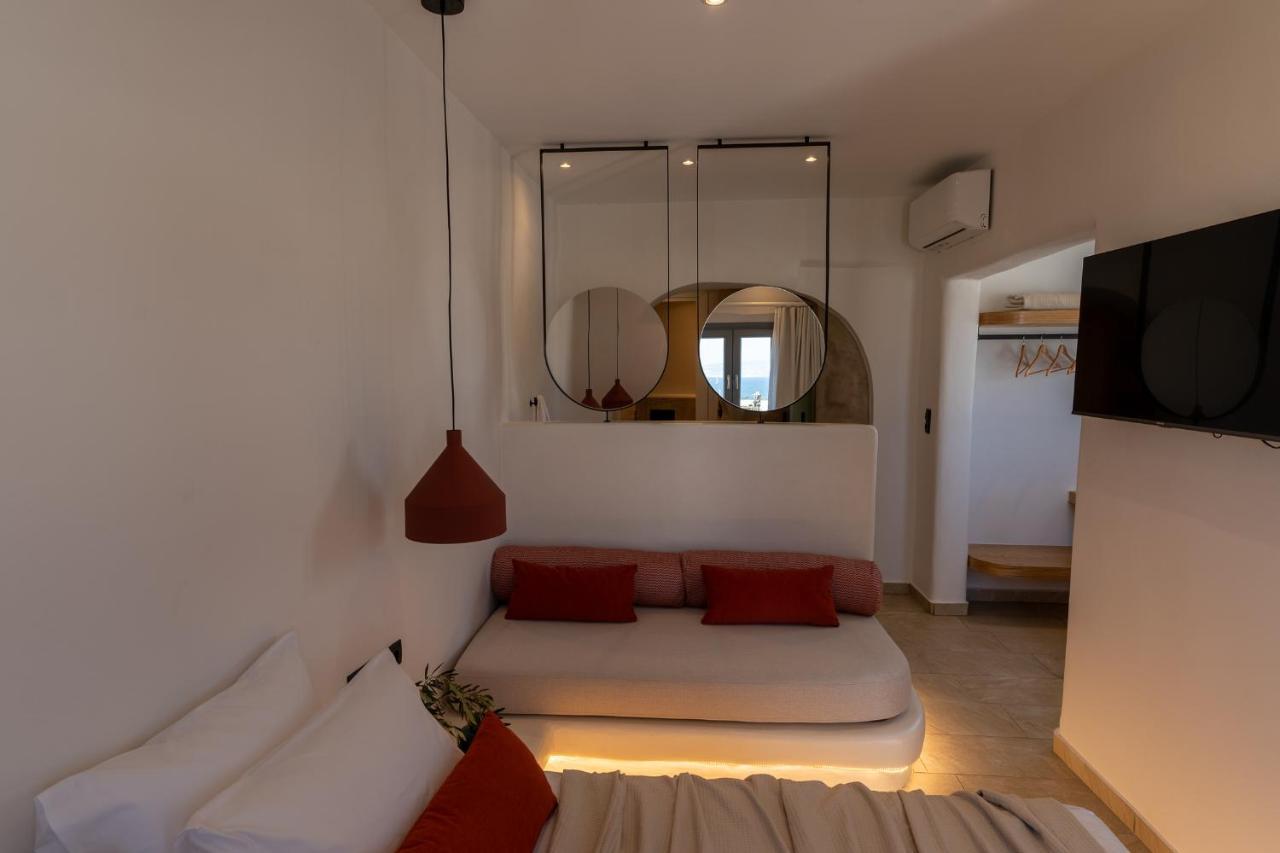 Enalios Sunset Suites Naxos City Exteriör bild